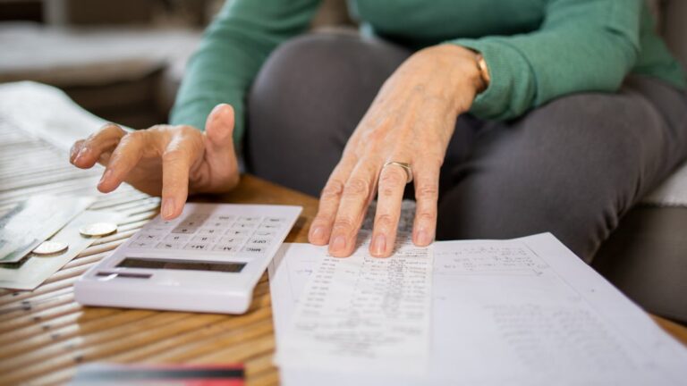 There’s a financial literacy gender gap − and older women are eager for education that meets their needs