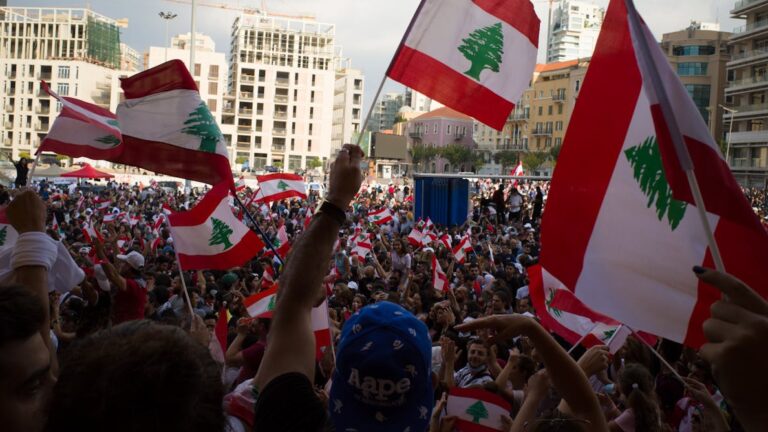 War in the Middle East has put Lebanon on the brink of economic disaster